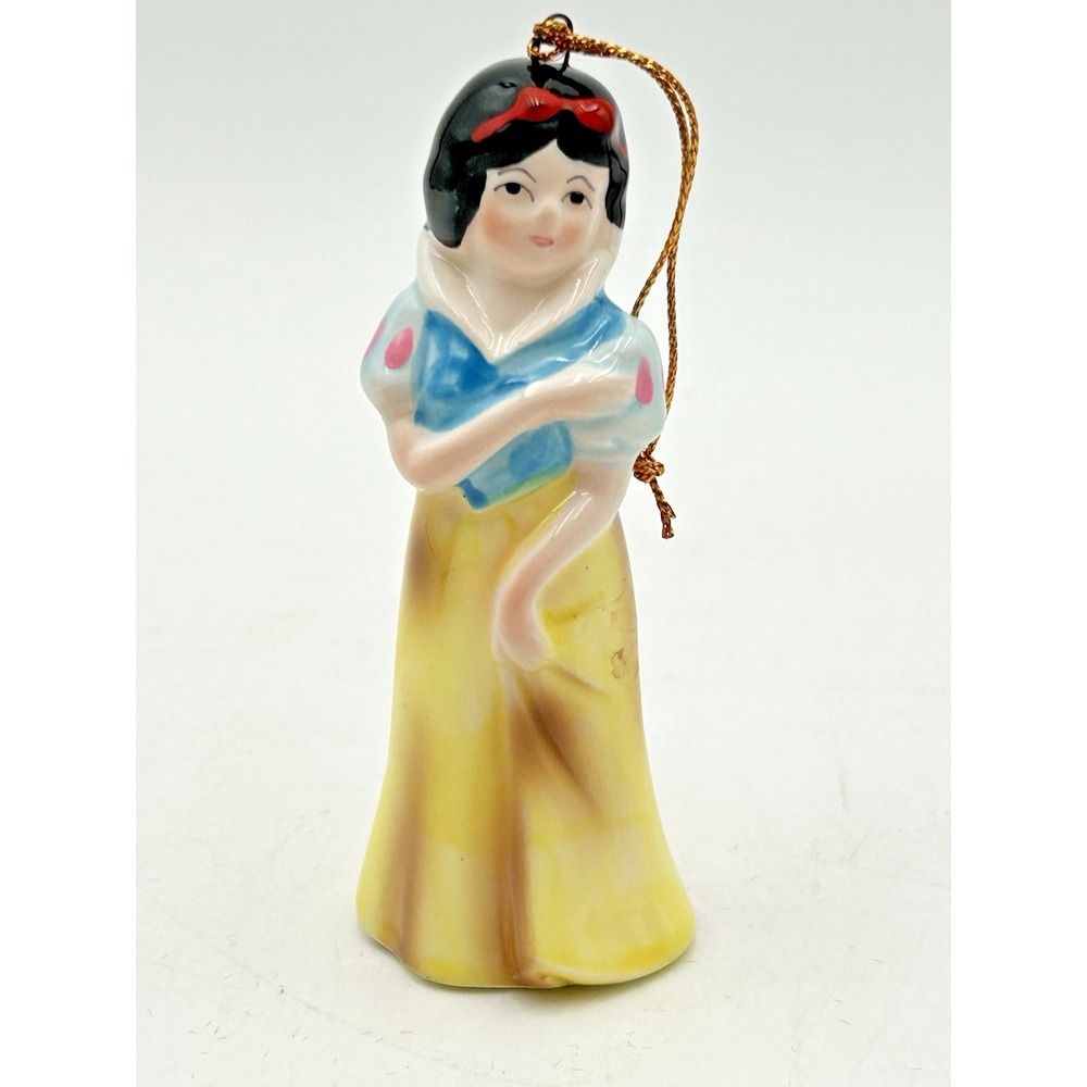 Vintage Disney Japan Snow White Ceramic Ornament RARE